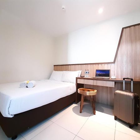 Hotel Pantes Kota Lama Semarang Ngoại thất bức ảnh